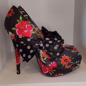 Stunning retro inspired Iron Fist heels